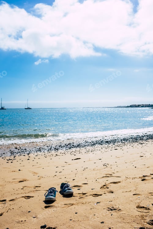 Preview: Tourism and summer holiday vacation concept