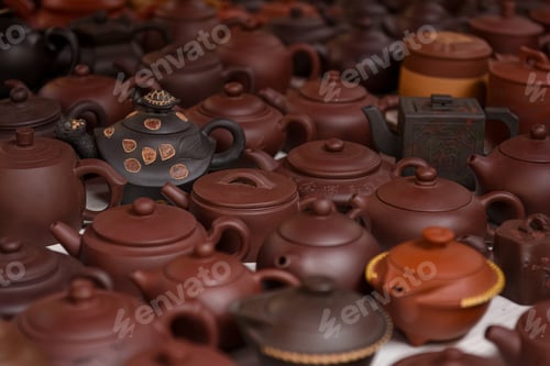 Preview: Clay Chinese teapots, a variety of species on the counter shop