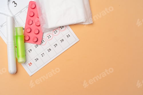 Preview: Menstruation calendar with sanitary pads and tampons, pills