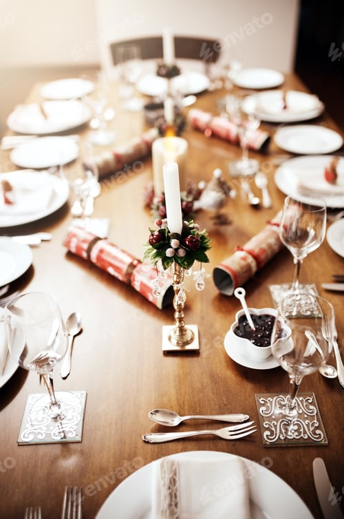Preview: Youre invited to our Christmas feat