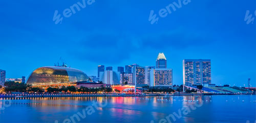Preview: Singapore skyline panorama at Marina Bay