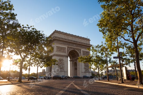 Preview: View of Arc de Triomphe - Triumphal Arc in Paris, France