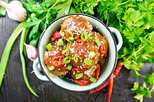 Preview: Meatballs in sweet and sour sauce on board top