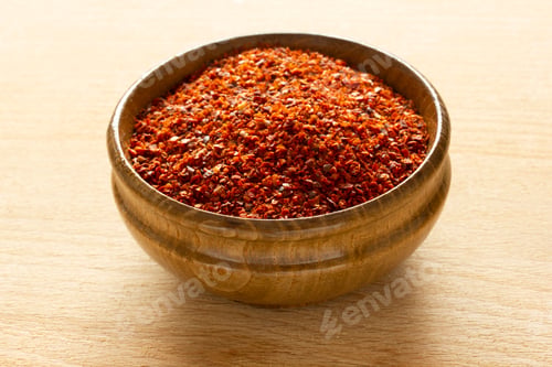 Preview: Dried red bell pepper in the plate
