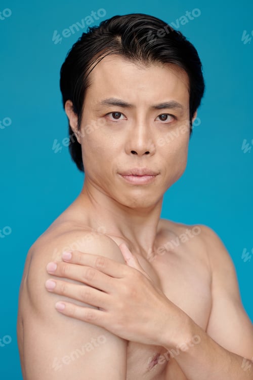 Preview: Muscular Fit Young Man