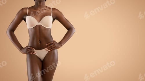 Preview: Black woman in underwear demonstrating her perfect body