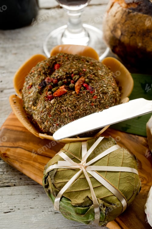 Preview: cheese with herbs