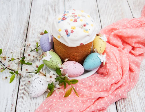 Preview: Easter bread and eggs