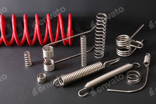 Preview: Metal springs in different sizes