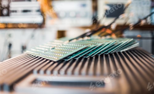 Preview: Close-up side view of a panel of SMD resistors