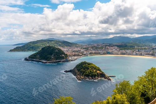 Preview: Views of the city of San Sebastián and Santa Clara Island from Mount Igeldo, Gipuzkoa