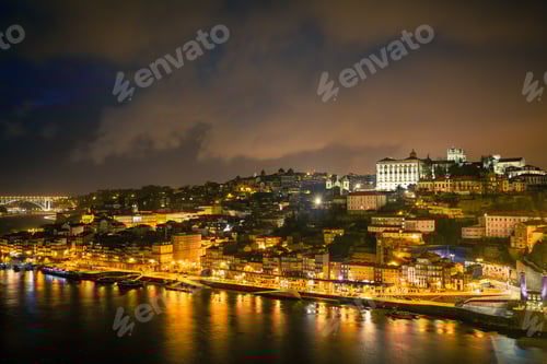 Preview: Overview of Old Town of Porto, Portugal at night