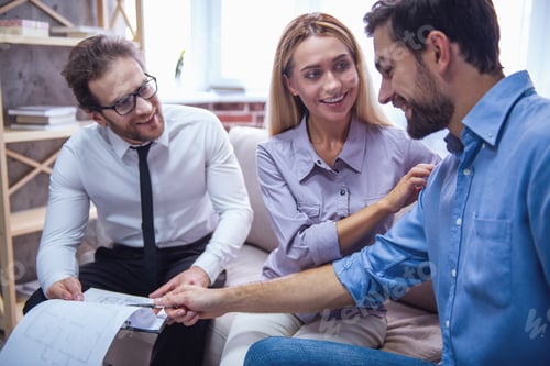 Preview: Couple and a realtor