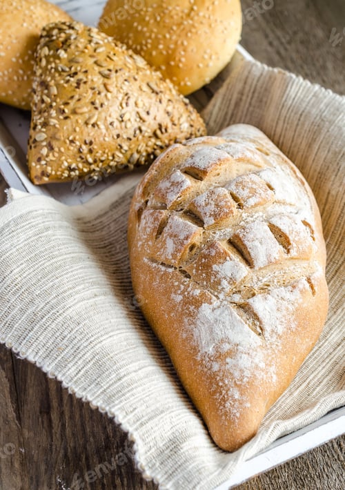 Preview: Whole wheat bread with sesame and flax-seed buns