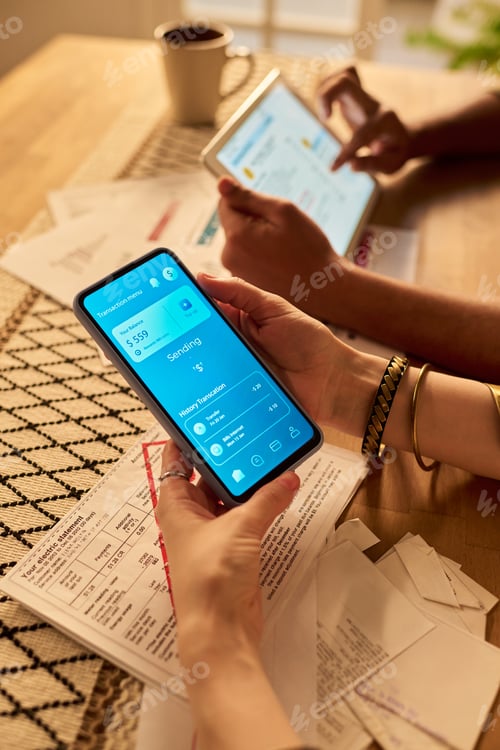 Preview: Using Smartphone Apps for Managing Personal Finances