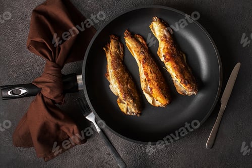 Preview: cooking fish in a pan