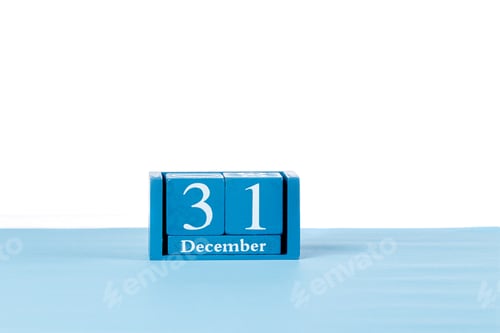 Preview: Wooden calendar December 31 on a white background