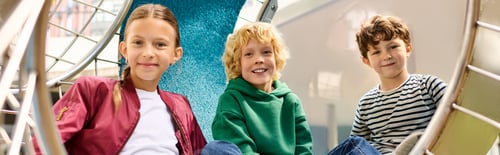 Preview: Joyful autumn moments captured with laughter and childhood playfulness in vibrant colors