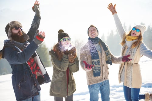 Preview: We do not even feel the coldness
