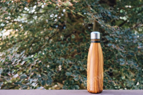 Preview: Reusable bottle.