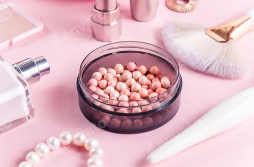 Preview: Set of decorative cosmetics