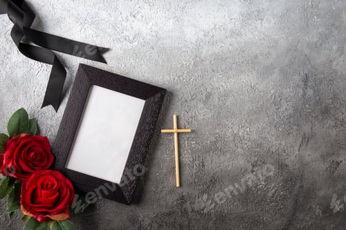 Preview: top view of picture frame with red flowers on white background death soldier tank war