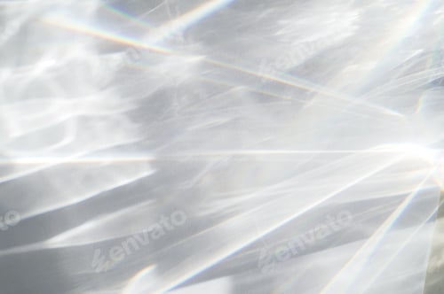 Visualização: Efeito de sobreposição de textura de água, efeito de sobreposição de sombra de raios de luz com reflexão de luz em arco-íris