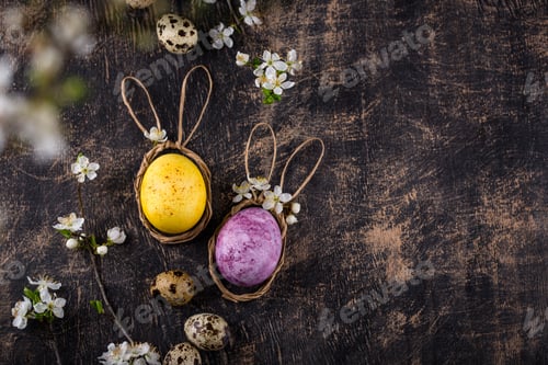 Preview: Easter eggs painted with natural dye