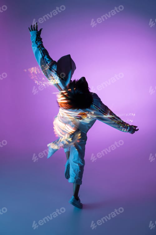 Preview: Female dancer under bright light