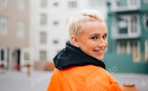Preview: Icelandic beautiful woman lifestyle moments in Reykjavik