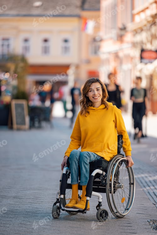 Preview: Adult woman, happily posing for the camera.