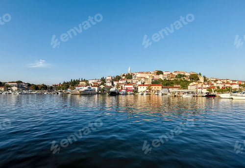 Preview: Beautiful shot of a town from the sea