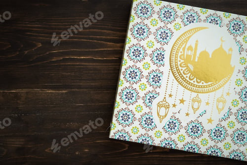Preview: ramadan muslim month gift box on wooden background