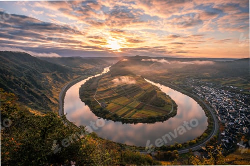 Preview: Breathtaking landscape of a river winding through a lush, green valley: Moselle river at Bremm