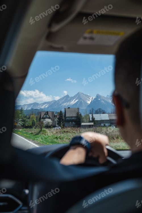 Preview: Car travel to the mountains