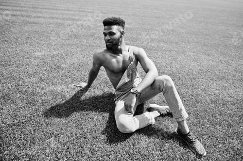 Preview: Handsome sexy african american bare torso man