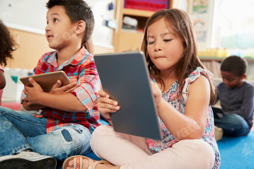 Preview: Elementary school class using tablet computers, close up