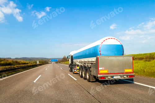 Preview: Big fuel gas tankeri truck on highway