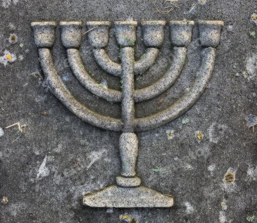 Preview: Menorah