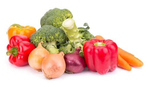 Preview: Fresh vegetables: brocolli, bell peppers, carrot, onion isolated on white background