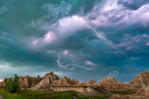 Preview: Lightning Storm at Badlands National Park
