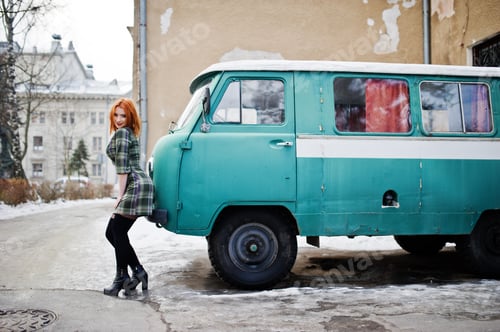 Preview: Young red haired girl lady