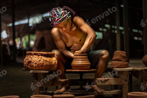 Preview: Craftmen making pottery