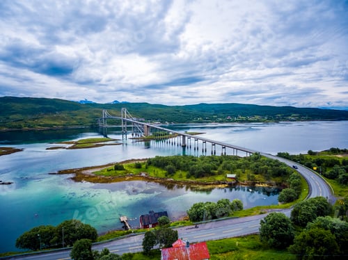 Preview: Tjeldsundbrua bridge in Norway