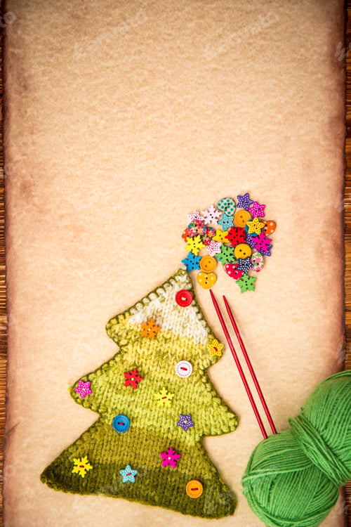 Preview: Knitted Christmas tree on paper