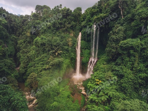 Preview: Scenic view of waterfall