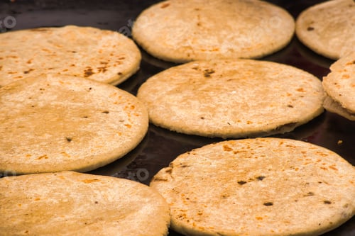 Preview: Deep roastedTraditional Gorditas in Mexico City