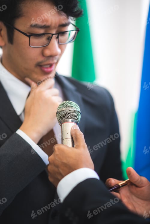 Preview: International businessmen make a public statement about diplomatic cooperation