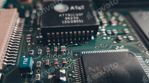 Preview: Photo of microchips and wires