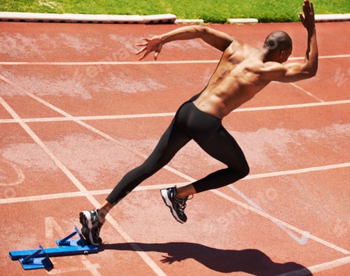 Preview: The perfect launch. A runner at the starting line.